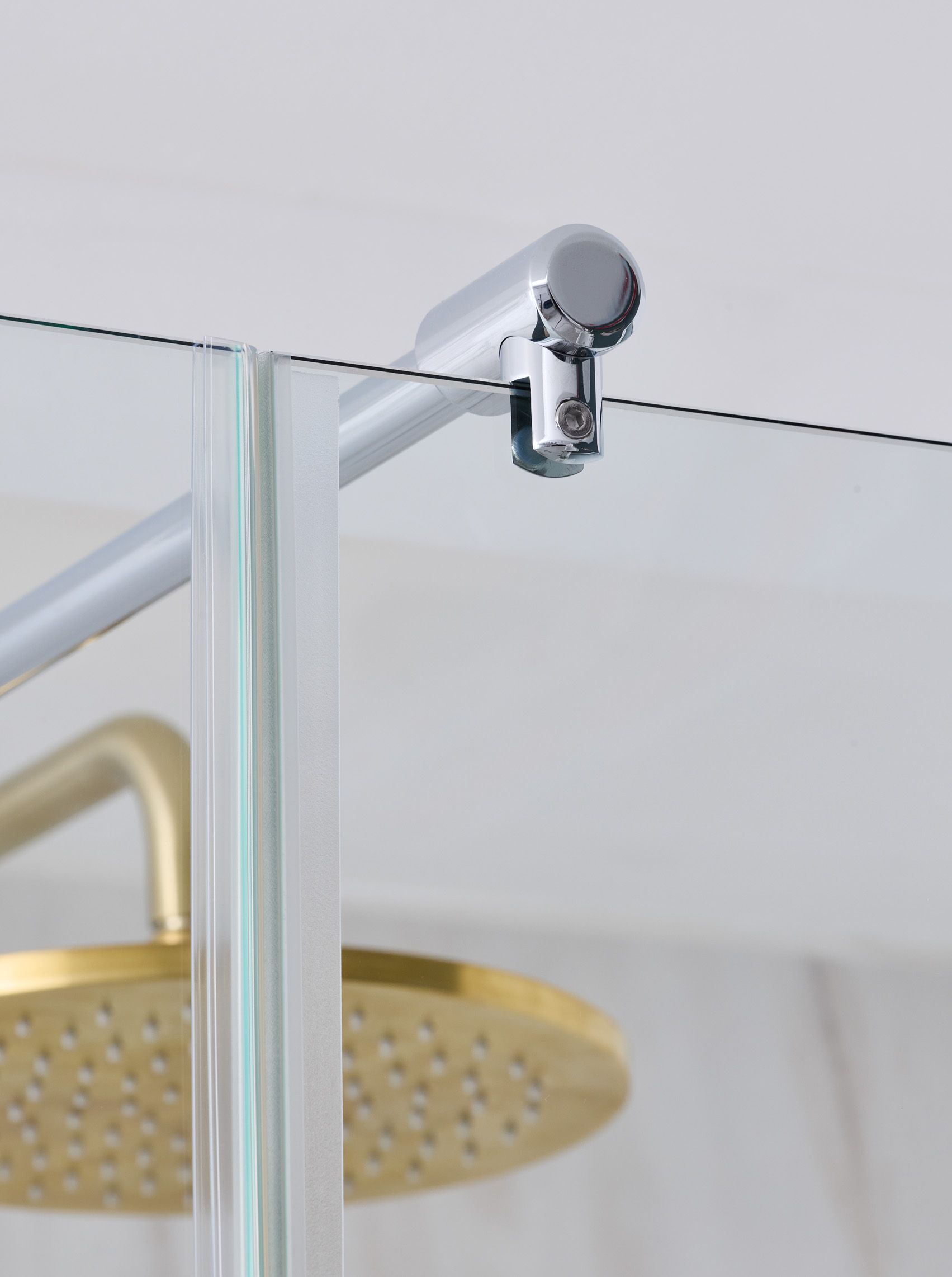 Hinged Bath Screen with Panel