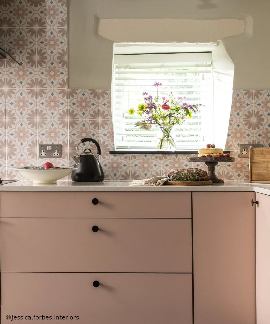 Pink Patterned Kitchen Splashbacks A selection of distinctive and stylish kitchen splashback ideas